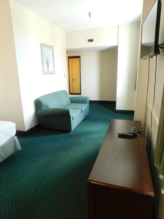 The Marlborough Hotel Winnipeg Esterno foto